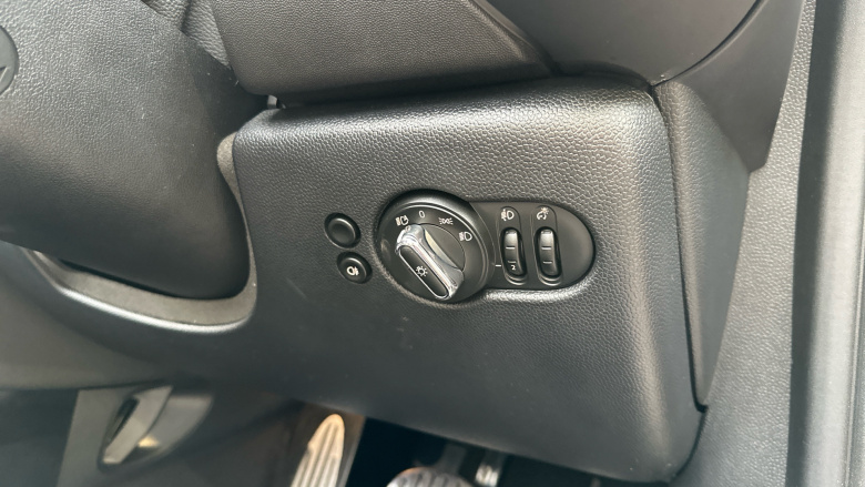 MINI Convertible 2.0 Cooper S Classic 2dr Auto Petrol Convertible